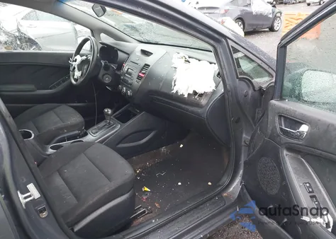 2016 Kia Forte Lx из США, поврежденный, VIN KNAFK4A67G5583739